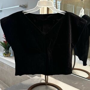 (✳️Unfinished) Elegant Vintage Black V-neck Velvet Cropped Women's Blouse Top